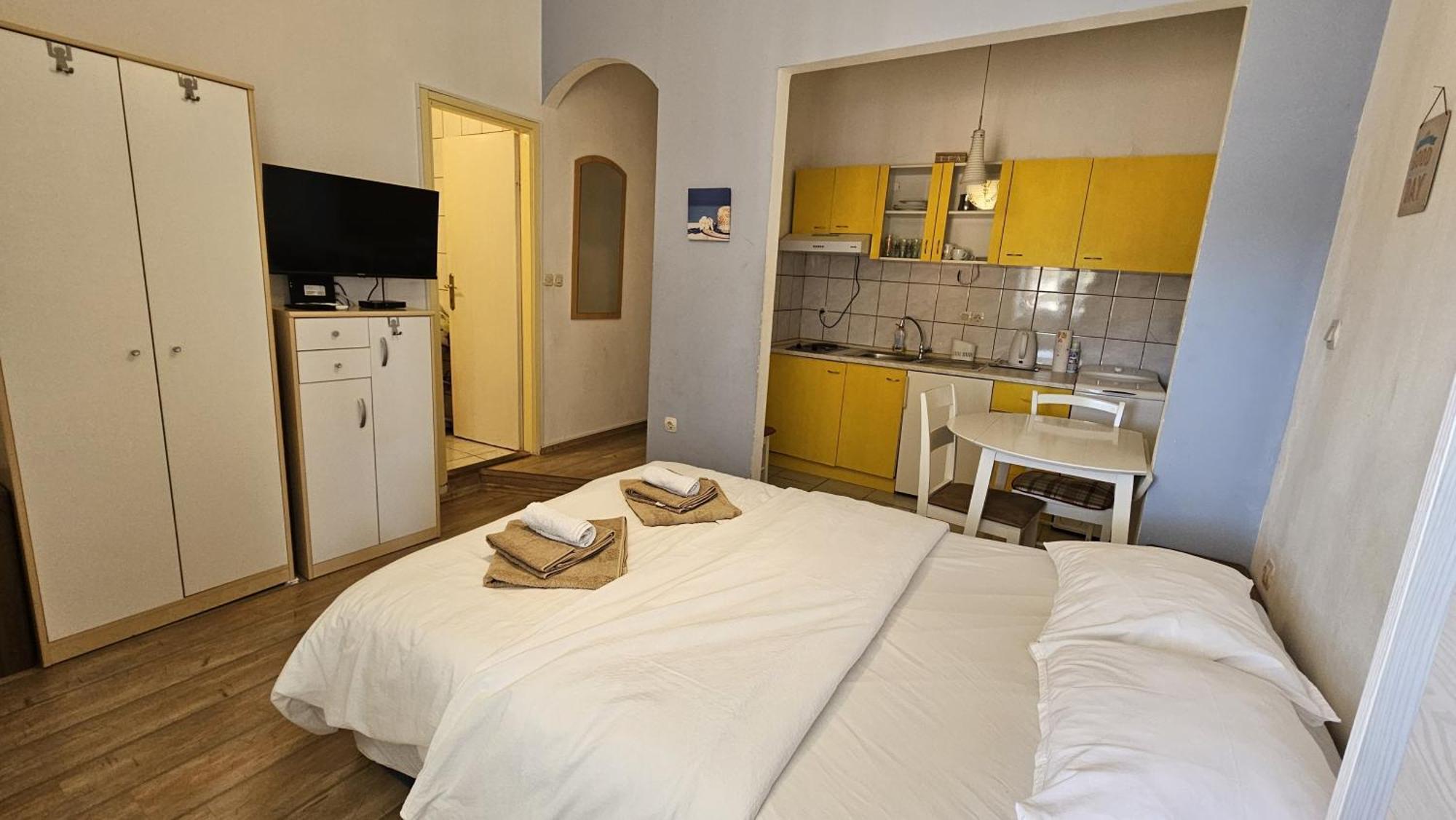 Studio Apartment Kiki For 2, Near Old Town & Beach, Free Wifi Zadar Exterior foto